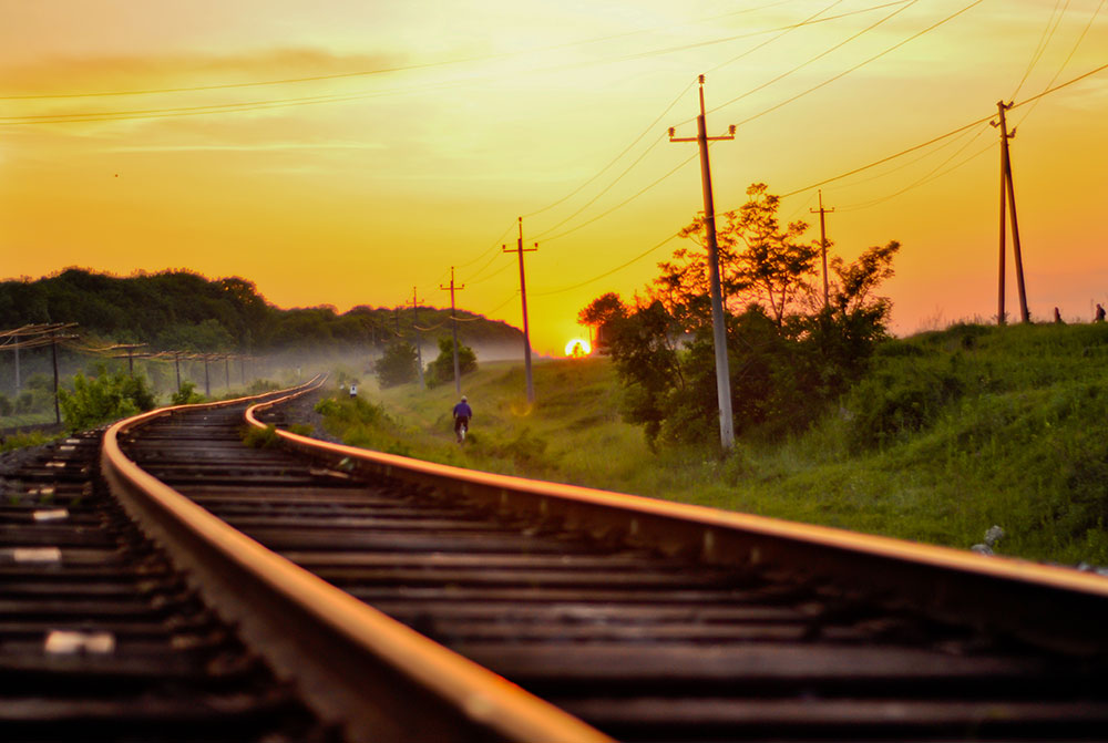 togskinne jernbane COLOURBOX4118756